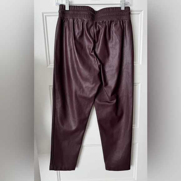 Loft Faux Leather Cropped Pull On Pants Size Petite Small - Picture 2 of 10